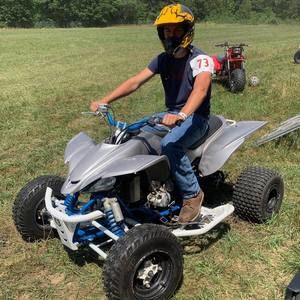 Meet your Posher, Dylan